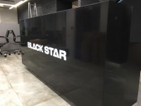 Административная стойка для продюсерского центра Black Star